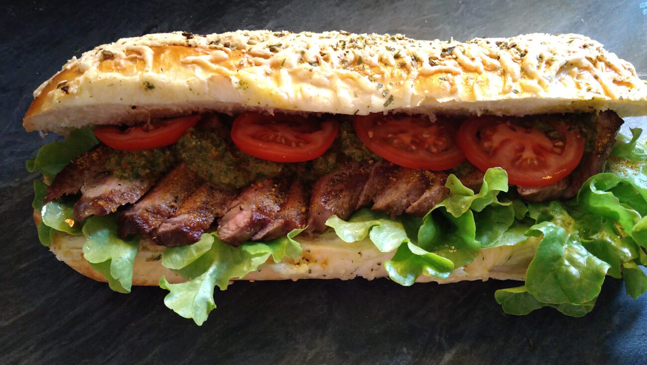 Subway-Sandwich mit Käse-Kräuter-Kruste